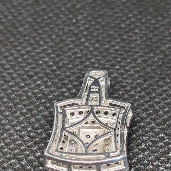 Blue and silver real diamond paint 1 and 1/2 carats - Picture 11 of 13